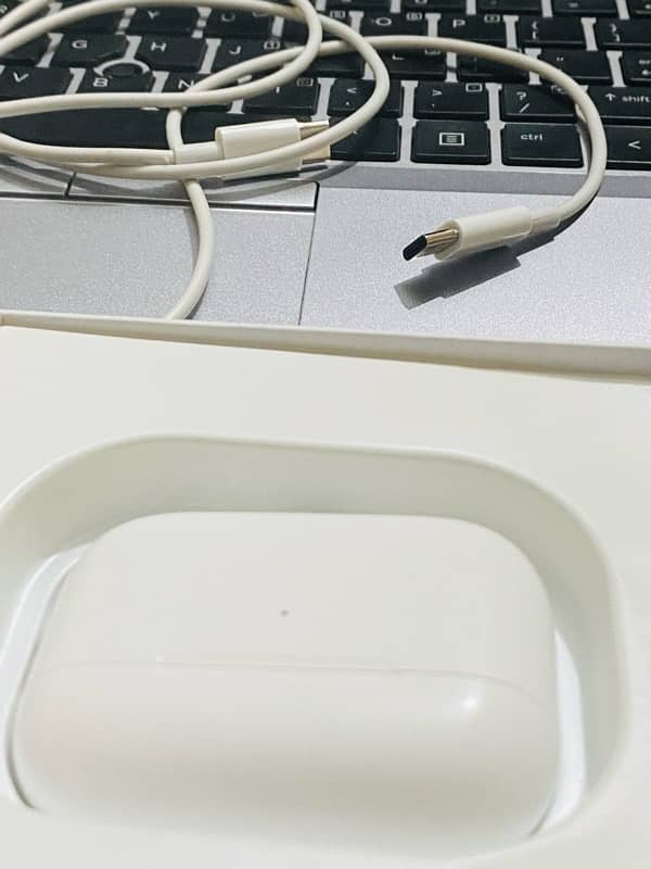 Airpods pro 2nd gen (type c) 4