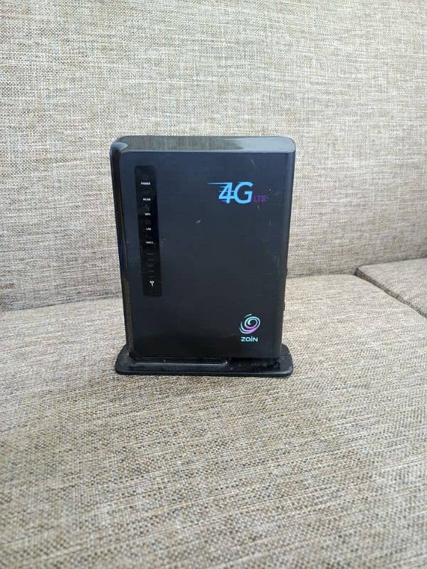 Huawei E5172As-22 LTE Mobile Wireless Router CPE, Unlocked. 2