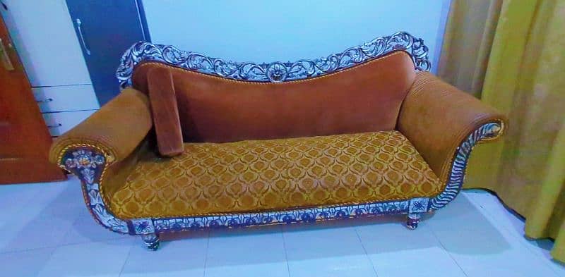 4 Seater Soofa/ Deewan Full comfortable Foam First Cls Condition 10/09 10