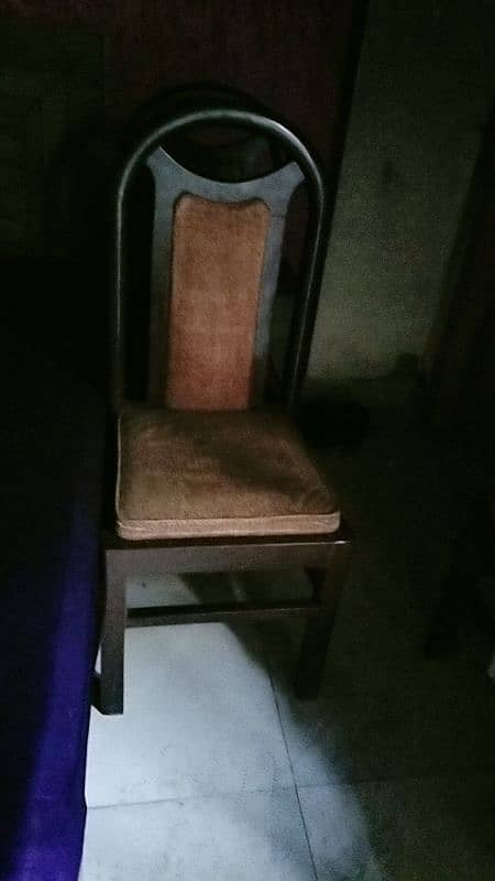 Dining Table for sale 0