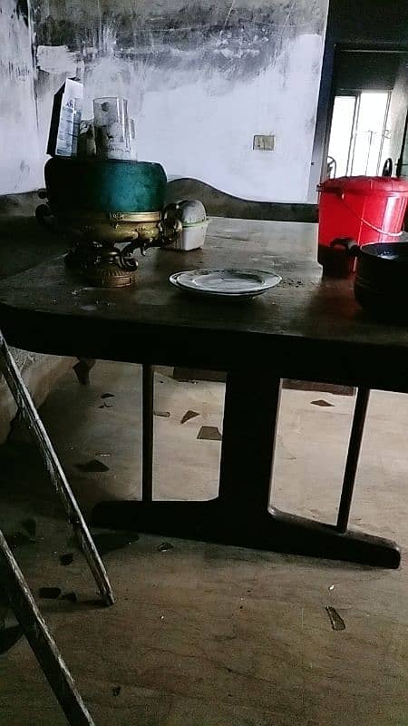 Dining Table for sale 3