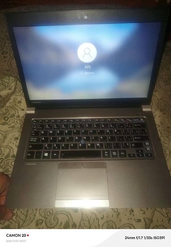 toshiba laptop core i5 6th generation 8gb 128gb 1