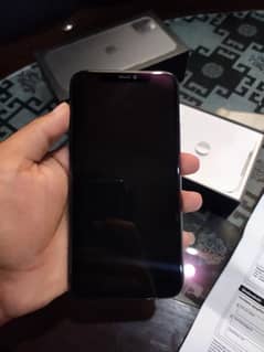 iPhone 11 pro max 256 non pta