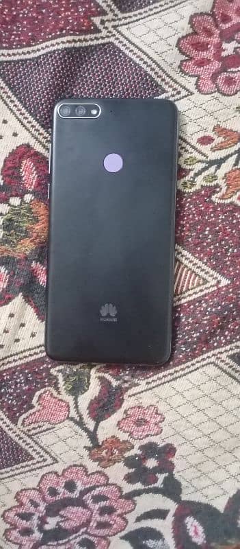 very good condition 10/9.5 ( Huawei y7 2018 ) 3gb 32gb 7