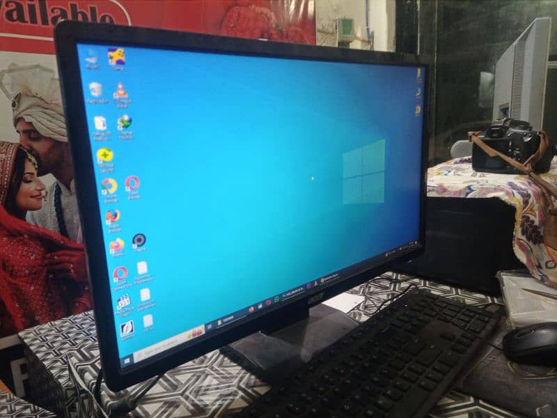 Selling My Slightly Computer Lab 3 PC i5 2nd generation + 22 inch Led 3