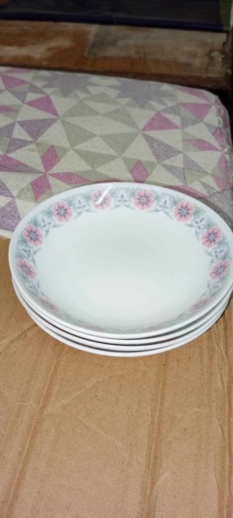 Imported 4 serving dinner set 8