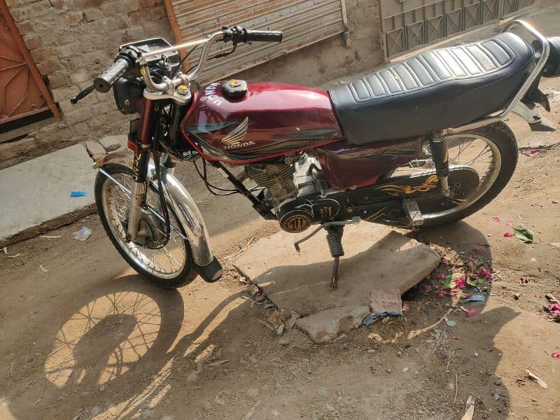 Sunday Offer Honda 125 0