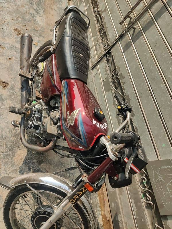 Sunday Offer Honda 125 6