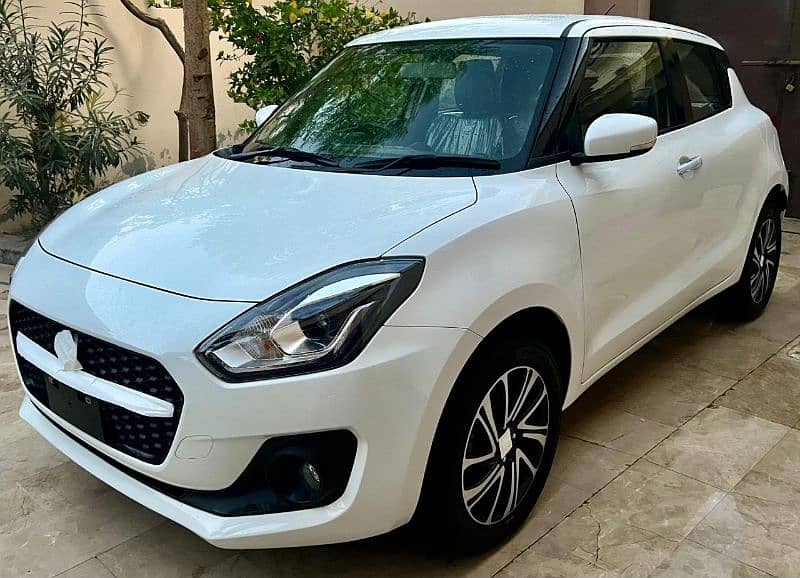 Suzuki Swift GLX CVT 2022 Full Option 2