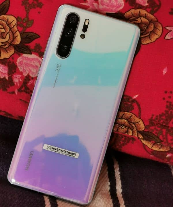 Huawei p30 pro lush condition 0