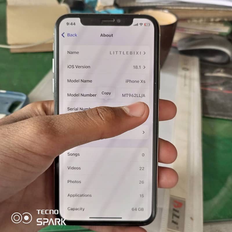 Iphone. Xs hay non urgent paisy ko neeed hay 5