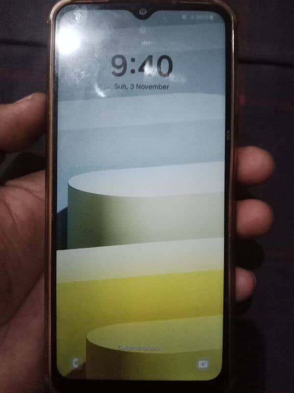 Samsung 3 32. A04 Mobile. best thn vivo, realme, infinix 0