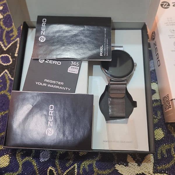 Zero Pixel Smart Watch. With Box,Accessories. 1