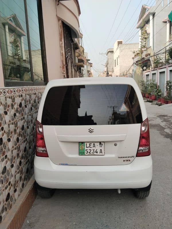 Suzuki Wagon R 2017 1