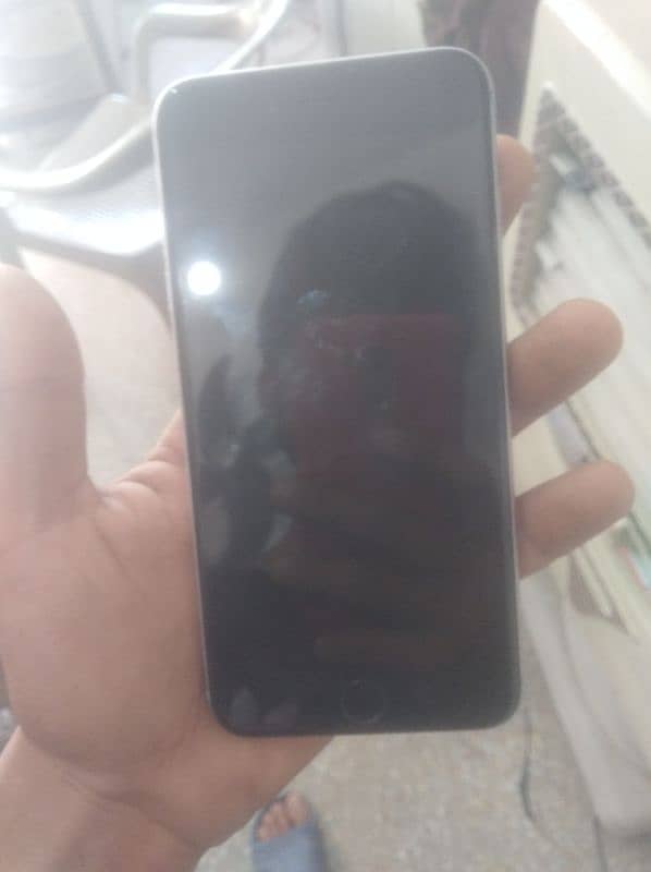 i phone 6s plus for urgent sale 3