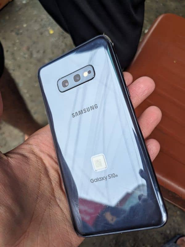 Samsung s10e 7