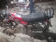 very good condition 10 by 10 one hand use bike