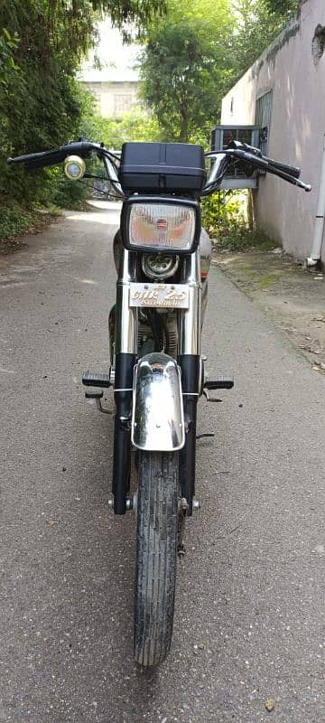 Honda 125  21/22 6