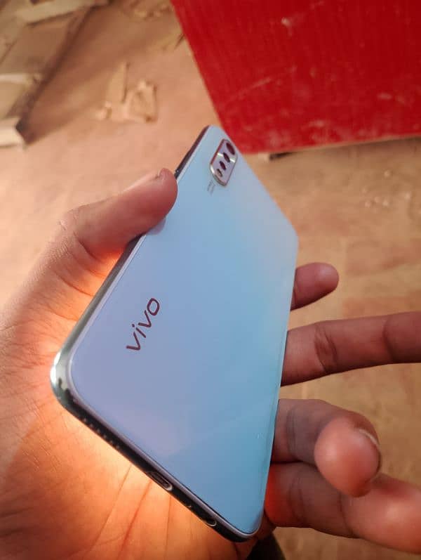 vivo S1 4-128. 1