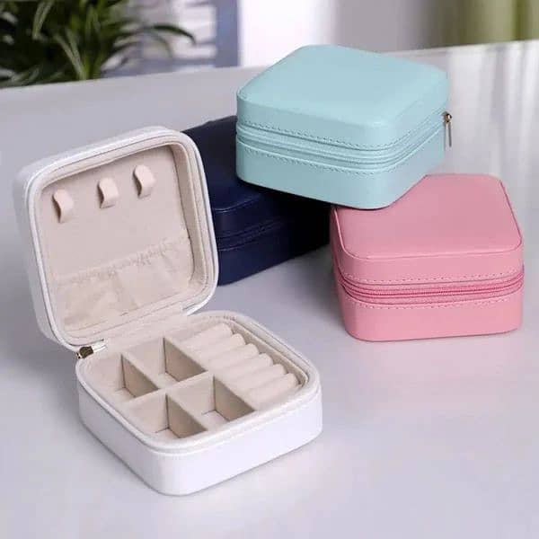 Jewelry Storage Box Leather Jewelry Stand Earrings Ring Box Cosmetics 3