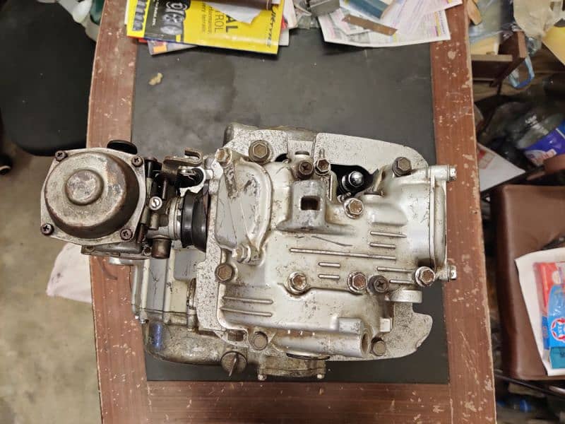 Suzuki 250cc Engine kit 2