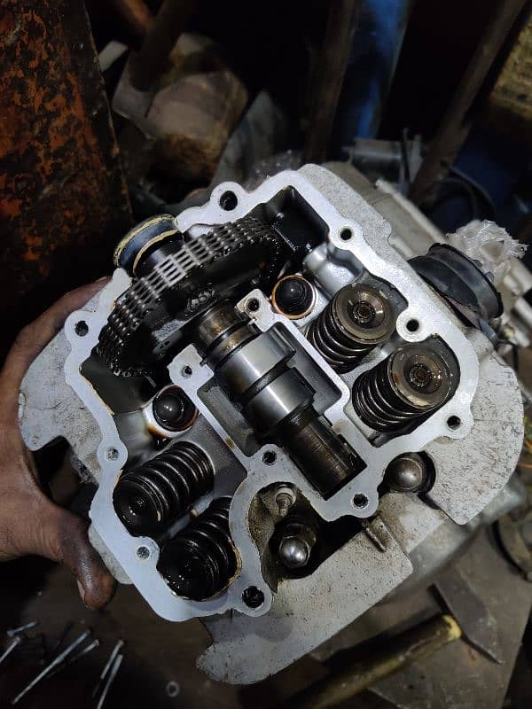 Suzuki 250cc Engine kit 9