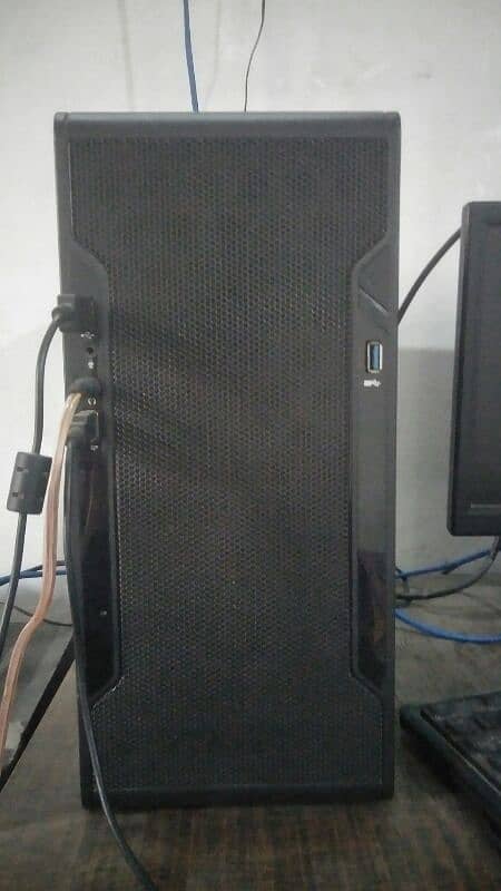 Gaming PC  amd 8 full OK urgent sale 0