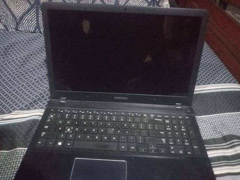 Samsung i7 3rd generation 0