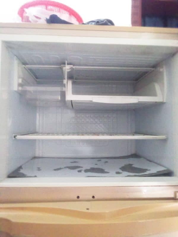 PEL refrigerator 4