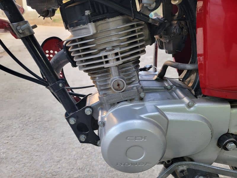 New condition Honda 125 , 17 Modal 7