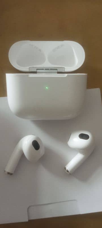 Apple Air Buds 3rd generation 4