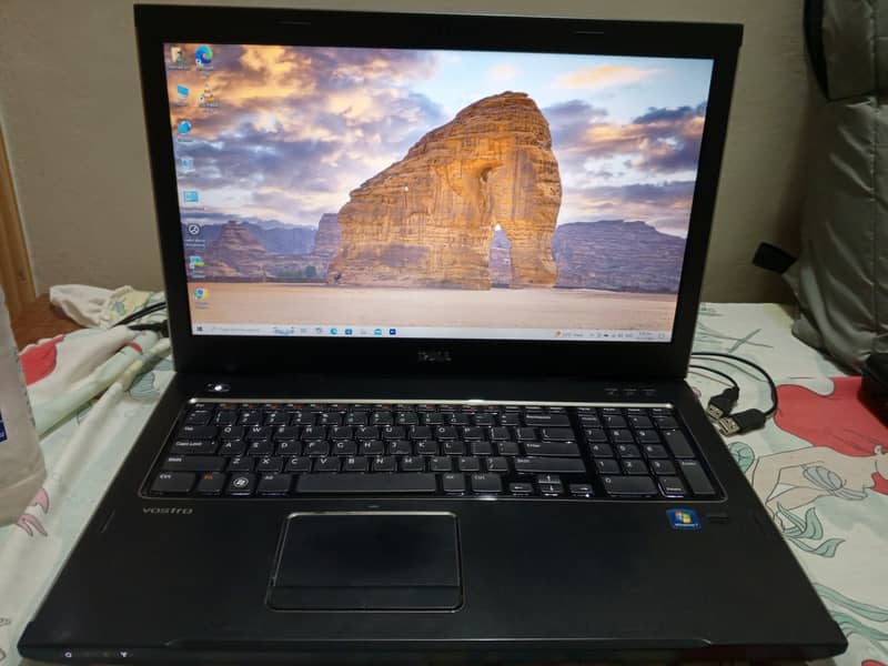 Laptop ,work station laptop, 17 inch laptop, dell laptop,i7 2nd gener 1