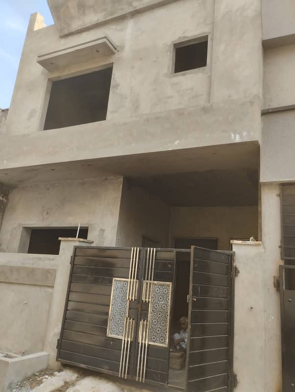 3.5 MARLA GREY STRUCTER OWNER BUILD HOUSE FOR SALE IN NASHMAN IQBAL 1 MAIN KHAYABAN E JINNAH ROAD LAHORE. 15