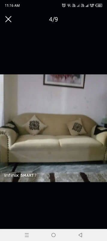 7 seater sofa with 3 tables 6