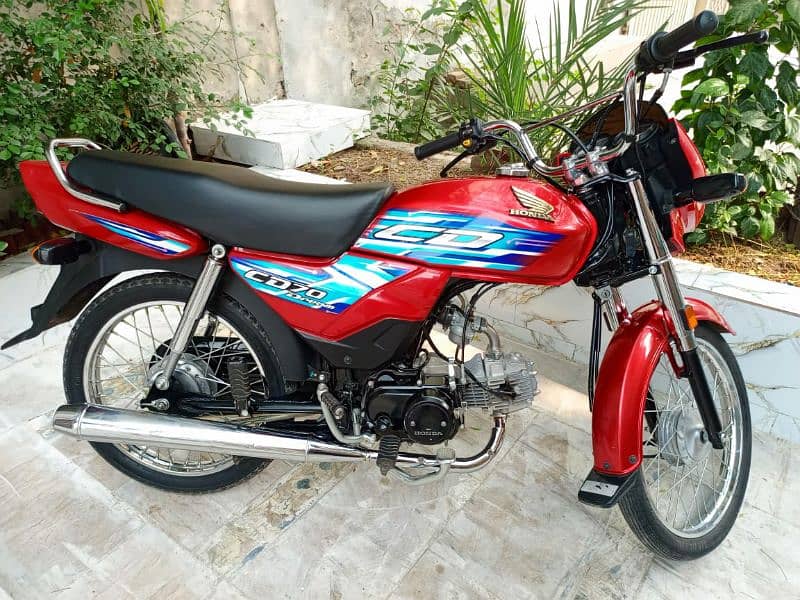 Honda CD70 Dream 4