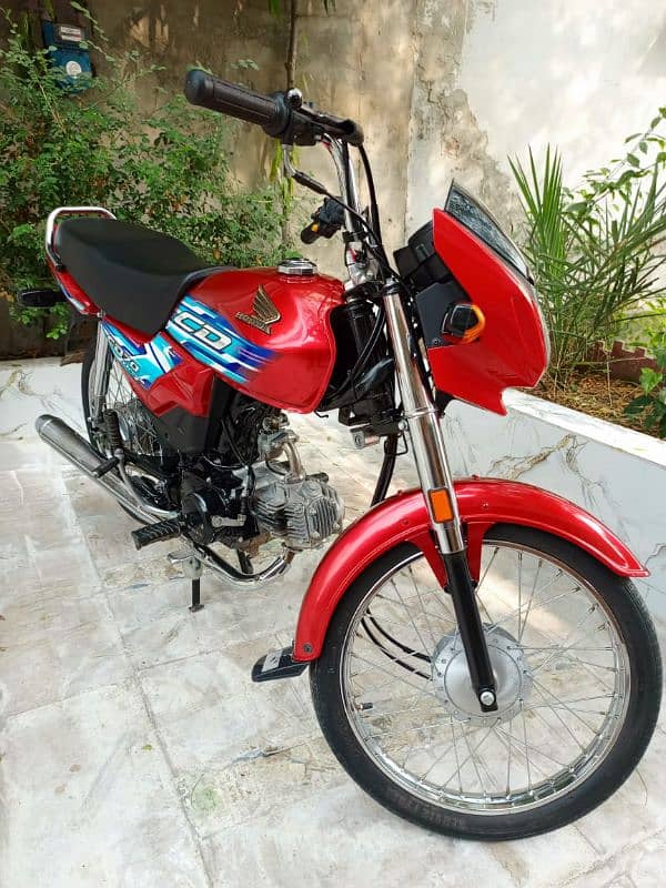 Honda CD70 Dream 6