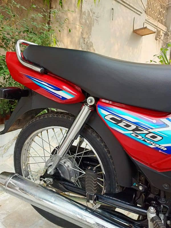 Honda CD70 Dream 7