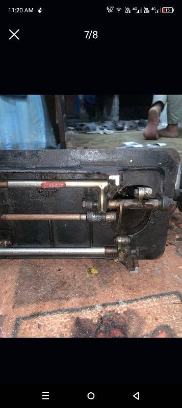 Sewing machine for sell 6