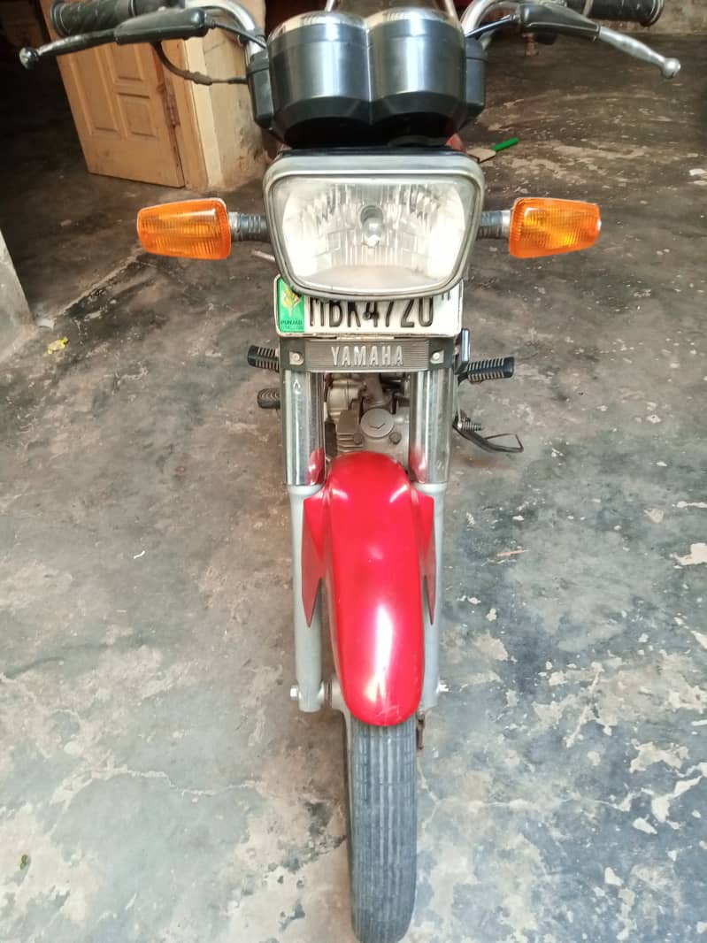 Yamaha Junoon 100 0