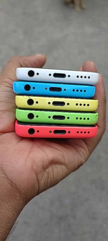 iphone 5c non pta all original all ok rate final 5 aur 5s b hn read ad 2