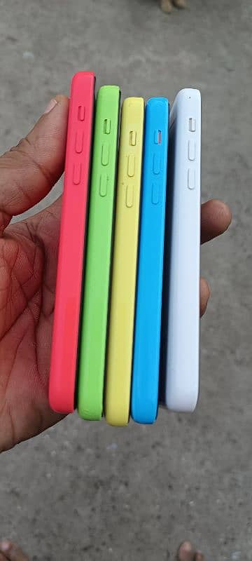 iphone 5c non pta all original all ok rate final 5 aur 5s b hn read ad 3