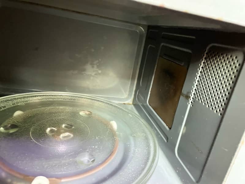 Haier 26 liter microwave oven HPK-2690MS 5