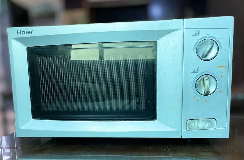 Haier 26 liter microwave oven HPK-2690MS 6