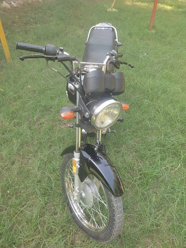 Yamaha Ybz Out Class Condition What's app,Call 03406874731 0