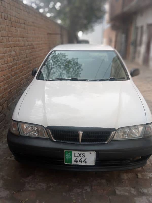 Nissan Sunny 2000 2