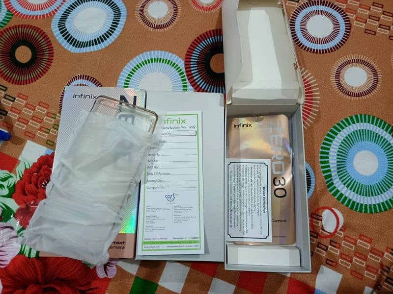 Infinix Zero 30 4G - Excellent Condition, All Accessories Included 6