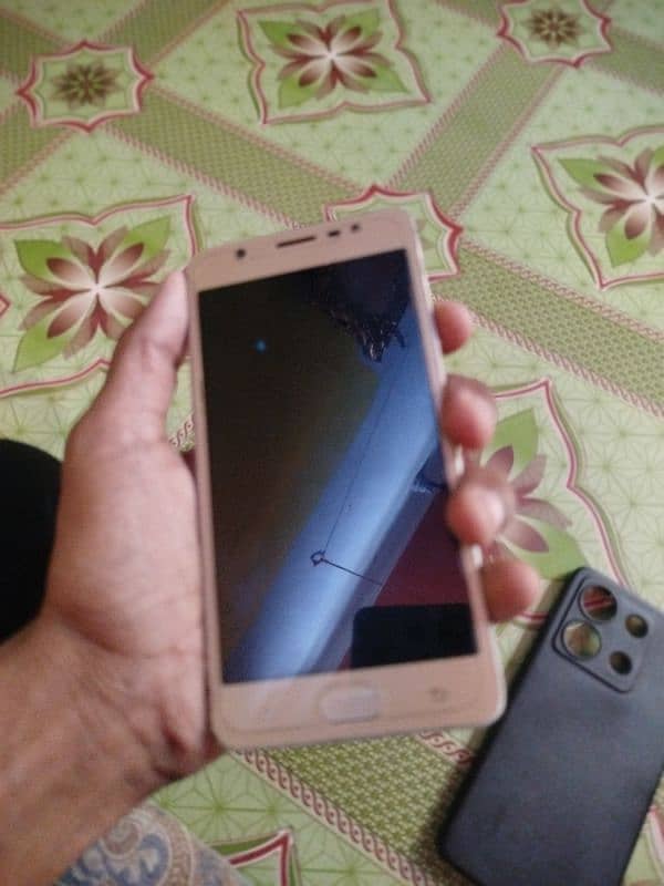 Samsung J7 Max 2/32 Complete Saman hai 1