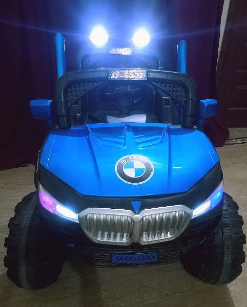 Kids BMW Jeep car Big size all ok with swing mode excellent condition 6