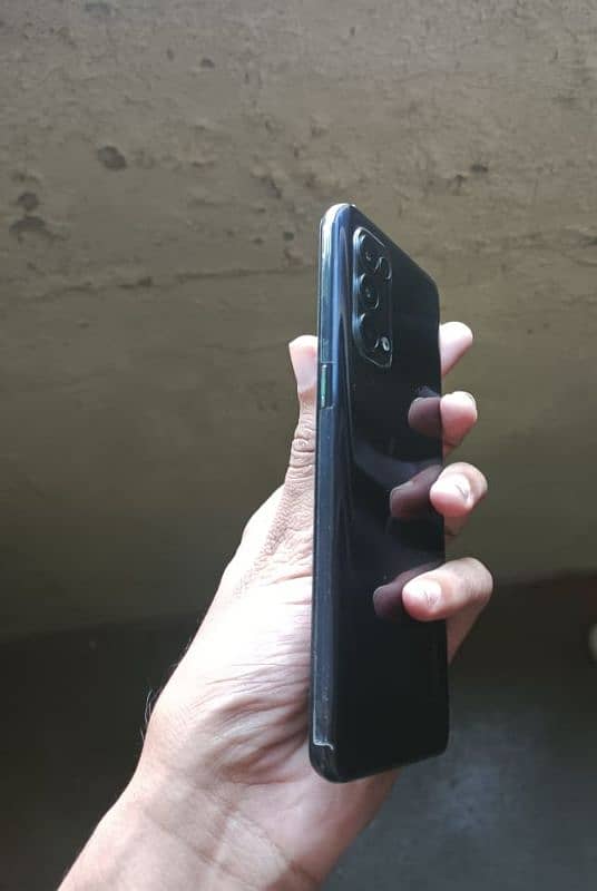 Oppo Reno 5  8/128 snapdragon 1