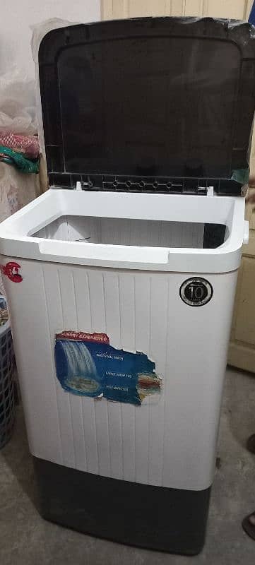 new condition Dawlance 9100C washing machine 1